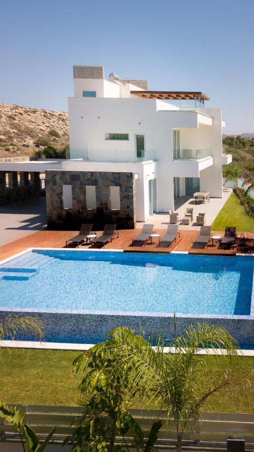 Sea Pearl Beachfront - Breeze Villaer