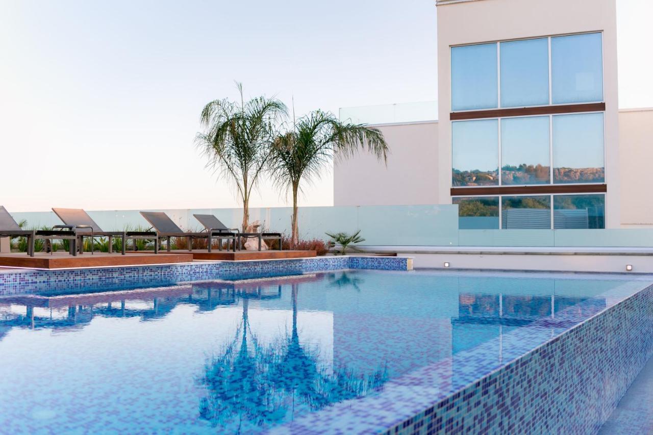 Sea Pearl Beachfront - Breeze Villaer Ajía Nápa
