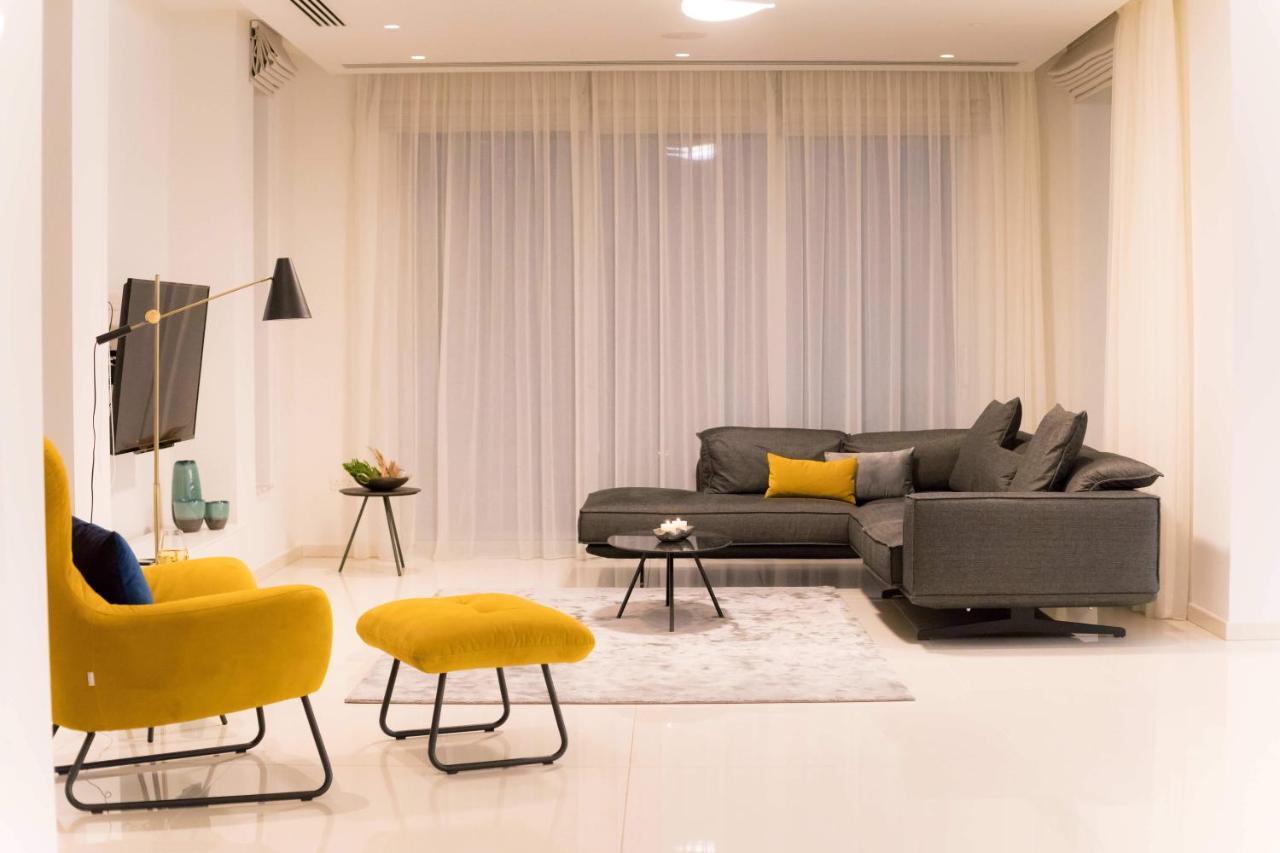 Villa Sea Pearl Beachfront - Breeze